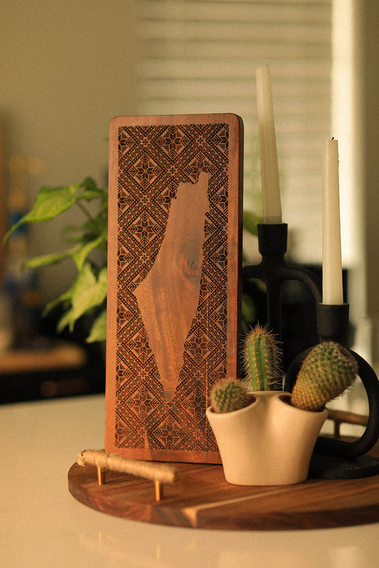 Engraved Palestinian Map with Tatreez Cutting Board